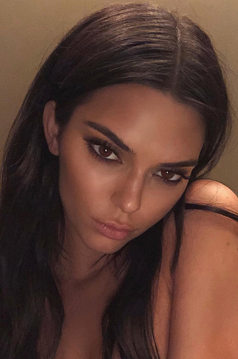 Идеальные брови, которые омолаживают на 10 лет: лучшие варианты коррекции бровей Идеальные брови, которые омолаживают на 10 лет: лучшие варианты коррекции бровей