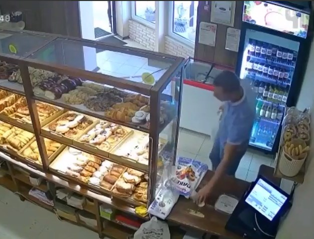 В Краснодаре украли бокс с деньгами на лечение ребенка
