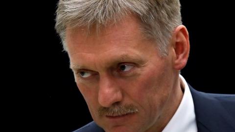 Песков рассказал о попытках отрезать Россию от интернет-инфраструктуры Песков рассказал о попытках отрезать Россию от интернет-инфраструктуры