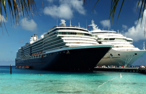 круизный лайнер Круиз: на что нужно обратить внимание, если вы отправляетесь в путешествие на лайнере