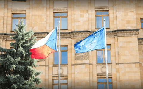 В Москве заподозрили Чехию в желании закрыть посольство в России