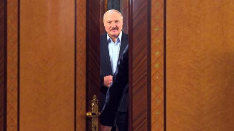 Сделан прогноз об отставке Лукашенко: внезапно объявит о досрочных выборах