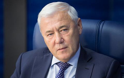 Анатолий Аксаков