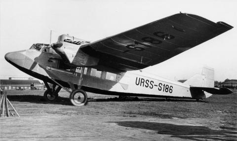 самолет АНТ-9