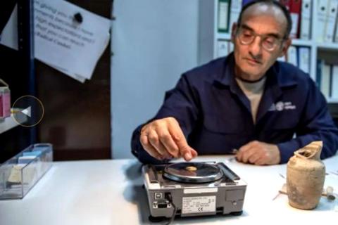 израильский археолог фото