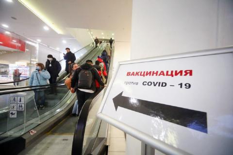 Почему россияне охотятся за "КовиВак" вакциной Ажиотаж вокруг «КовиВака»: почему россияне охотятся за «чумаковской» вакциной