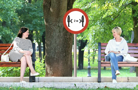 Вирусолог рассказал о вероятности повторного введения в России режима ограничений Социальное дистанцирование