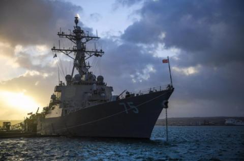 Американский эсминец в Черном море