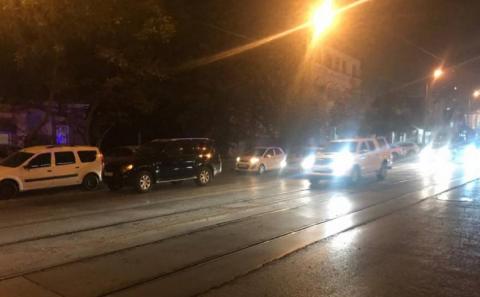 В Ростове 10 автомобилей получили повреждения из-за бетононасоса Массовое ДТП в Ростове из-за бетононасоса