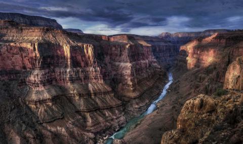 Миллионы лет истории Земли отсутствуют в геологических слоях Большой каньон в США