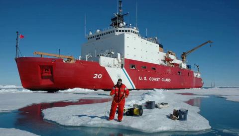 Ледокол Healy