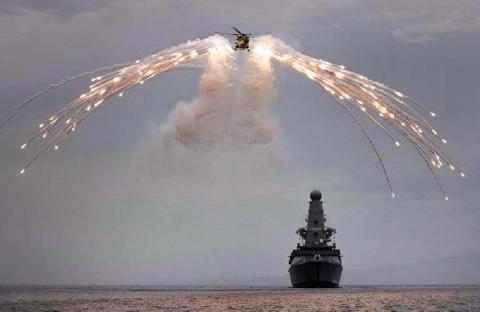 HMS Defender HMS Defender