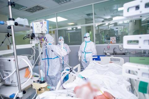 Российский инфекционист назвала необъяснимое смертельное свойство коронавируса Врач рассказал о необъяснимом смертельном свойстве коронавируса