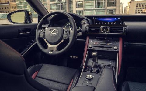 Lexus IS салон 2020