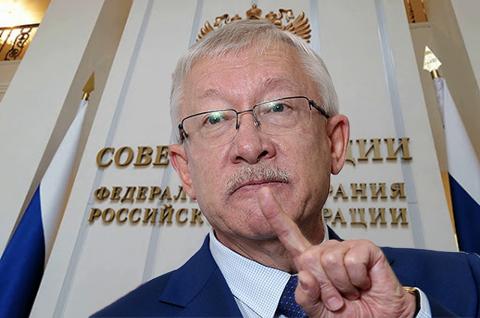 Олег Морозов