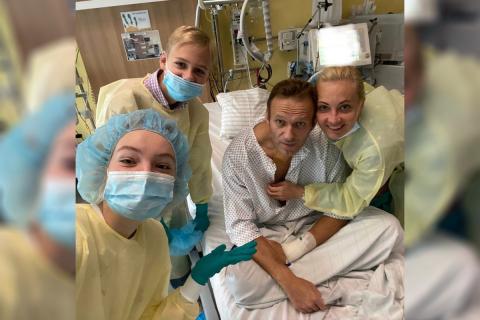 Навальный после комы