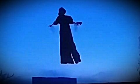 В Краснодарском крае на квадрокоптер надели платье и отправили в полет