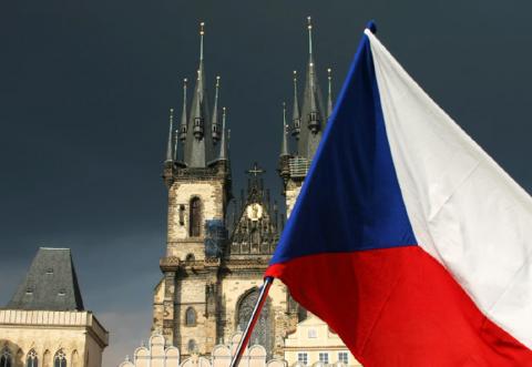 Чешский флаг Энергетик назвал главную странность в демарше Чехии против России