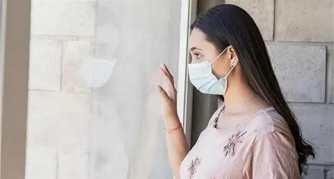 Названы самые распространенные негативные последствия коронавируса