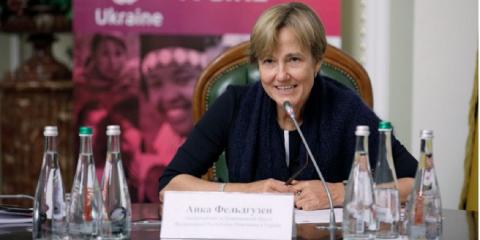 Посол Германии заявила, что Украине сПосол ФРГ на Украине Фельдгузен открыла Киеву глаза на будущее украинской ГТСтоит задуматься о транзите водорода Посол Германии заявила, что Украине стоит задуматься о транзите водорода