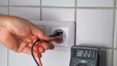 Проверка розетки в доме