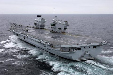 Флагман британского флота авианосец HMS Queen Elizabeth авианосец HMS Queen Elizabeth