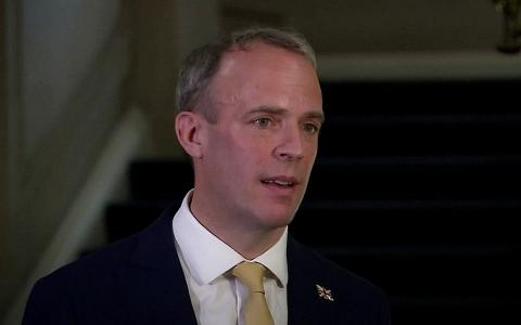 Доминик Рааб, фото Доминик Рааб