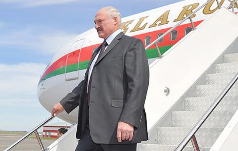 Самолет Лукашенко отказались обслуживать в Германии