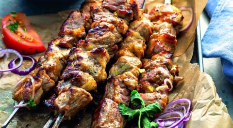 Шашлык из свинины: самый вкусный рецепт, чтобы мясо получилось мягким и сочным