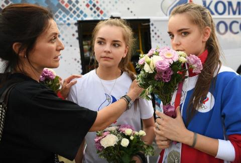 Гимнастки Дина и Арина Аверины