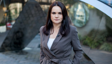 Светлана Тихановская Тихановская обратилась к россиянам по поводу кредита Лукашенко