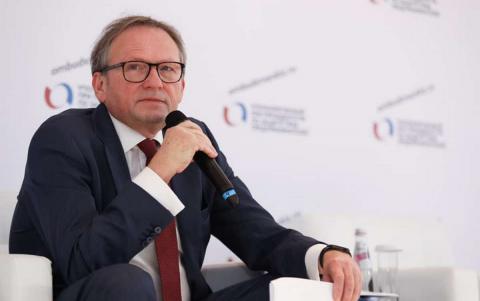 Борис Титов