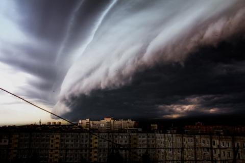 Ураган «прошелся» по Тюмени: как это было - последствия непогоды в фотографиях