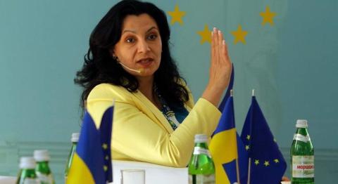 Пасхальные товары с символом РФ довели украинского министра