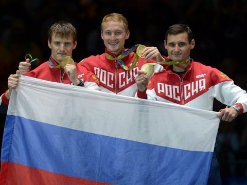 Рапиристы принесли России пятое золото Олимпийцы, завоевавшие пятое золото России, раскрыли секрет успеха чемпионов
