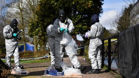 Минобороны Чехии уволило главу НИИ, рассказавшего об испытаниях «Новичка» Минобороны Чехии уволило главу НИИ, рассказавшего об испытаниях «Новичка»