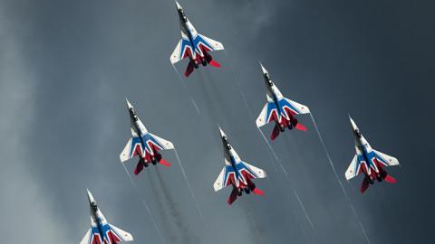 Возможности России поразили всех на международной авиационно-космический выставке «Airshow China 2016» Возможности России поразили всех на международной авиационно-космический выставке «Airshow China 2016»