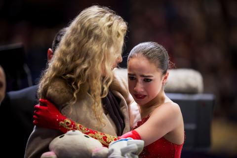 Алина Загитова ревела навзрыд перед сдачей допинга