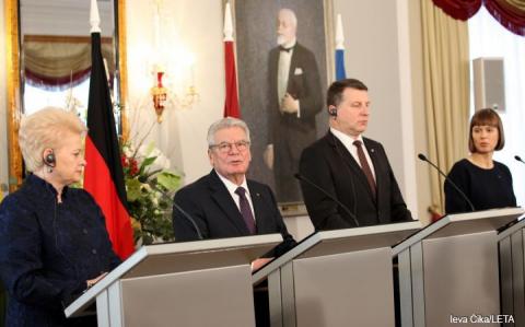 «Но как же так?»: Прибалтика в ступоре после радости в связи с решением Москвы Запрет РФ снят, но в Прибалтике не рады: спасения нет