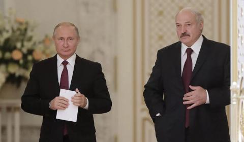 Путин дал Лукашенко 2 месяца на урегулирование протестов Путин выделил Лукашенко 2 месяца на устранение акций протеста