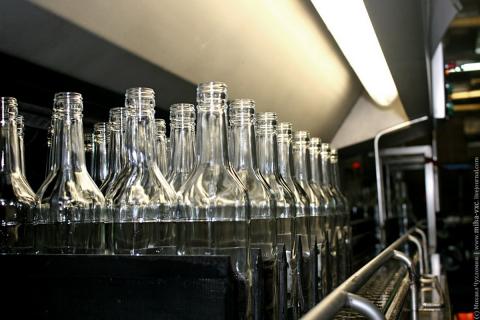 Линия по розливу водки Бутылки для розлива водки