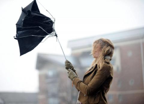 Штормовое предупреждение в Астрахани