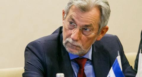 Виталий Зверев вирусолог