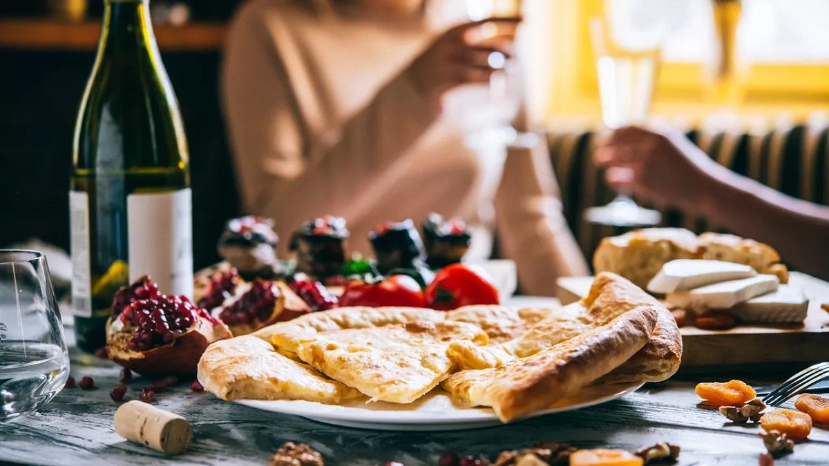 Женщина ужин