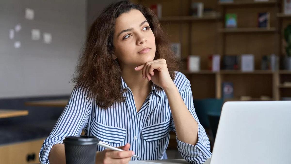 Офис девушка 