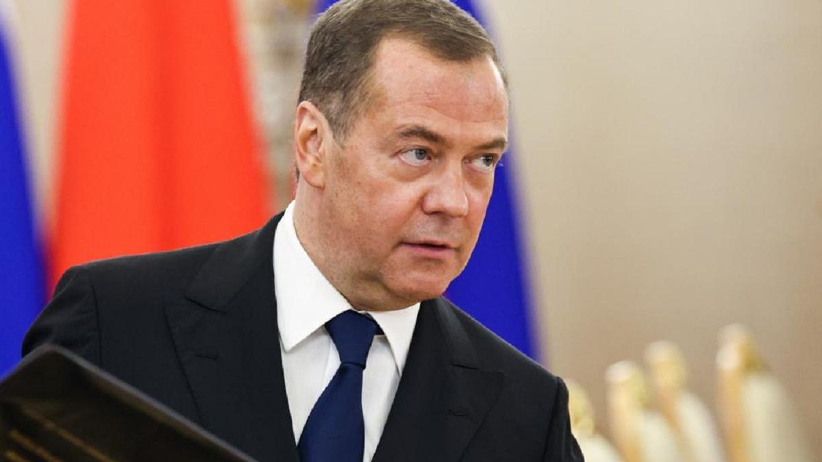 Дмитрий Медведев Дмитрий Медведев