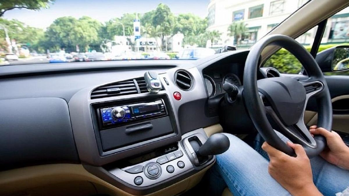 Праворульный автомобиль Праворульный автомобиль